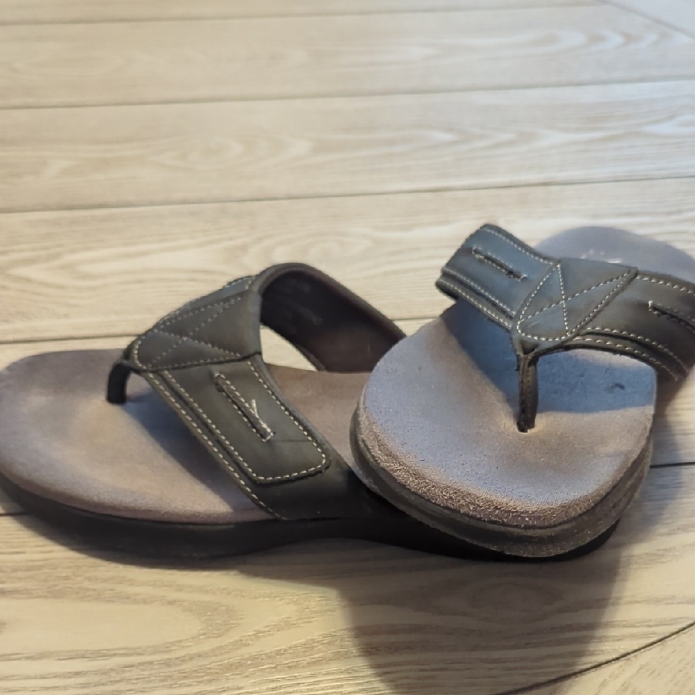 Saint John's Bay Memory Foam Dry Cool Flip Flops